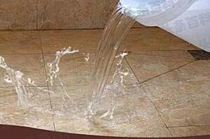 宜都漏水维修 免砸砖防水材料该如何施工